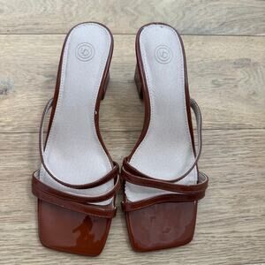 Urban Outfitters Brown Patent Mule Strappy Peep Toe Sandal Chunky Block Heels- 7